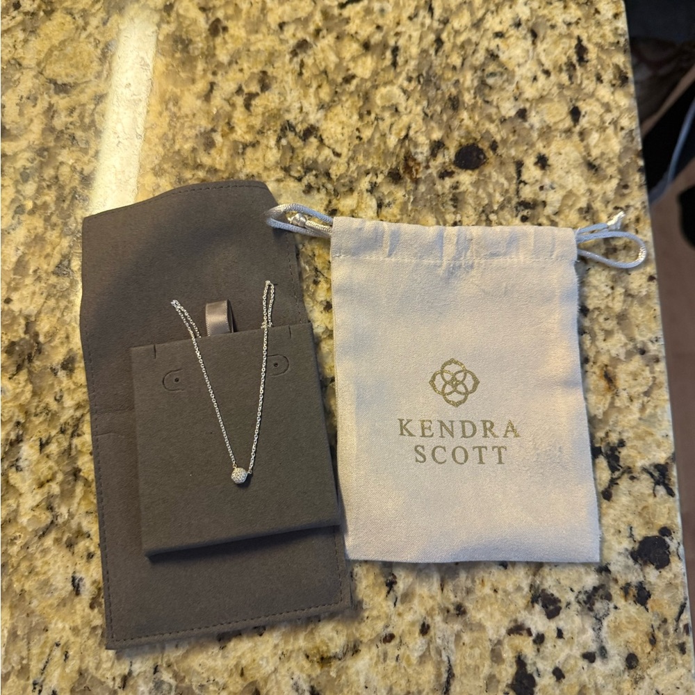 Kendra Scott Silver Necklace